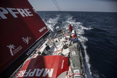 Volvo Ocean Race/ Xabi Fdez: "Esta noche entramos en Malaca, todos muy juntos"